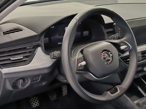 Skoda Kamiq 1,0 Tsi 115 Cv Selection  - Foto 12