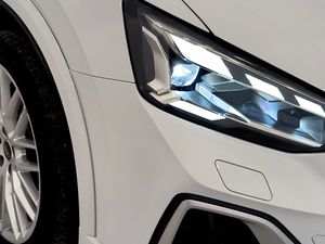 Audi Q2 35 Tdi 150 Cv Stronic Adrenalin  - Foto 20