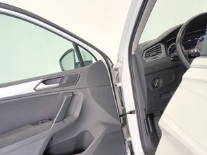 Volkswagen Tiguan 2.0 Tdi 150cv Advance  - Foto 17