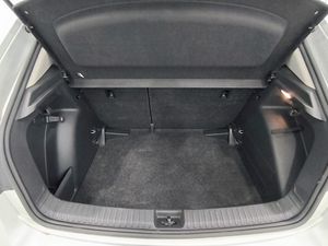 Skoda Fabia 1.0 Tsi 95 Cv Selection  - Foto 8