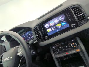 Skoda Karoq 1.5 Tsi 150cv Dsg Selection  - Foto 18