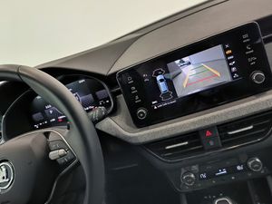 Skoda Kamiq 1,0 Tsi 115 Cv Dsg Selection  - Foto 18