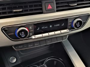 Audi A4 Avant 35 Tdi 163 Cv Stronic Sline  - Foto 17