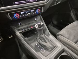 Audi Q3 Sb Black Limited 40 Tdi Quattro 193 Cv Stronic  - Foto 23