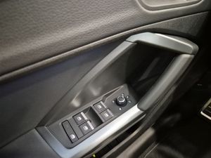 Audi Q3 Sb Black Limited 40 Tdi Quattro 193 Cv Stronic  - Foto 16