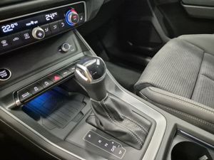 Audi Q3 Sb Black Limited 40 Tdi Quattro 193 Cv Stronic  - Foto 10