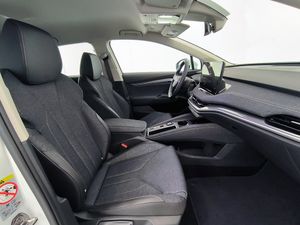 Skoda Elroq 60 63 Kwh Batt 204 Cv  - Foto 5