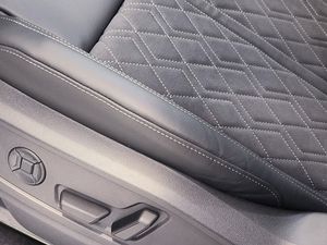 Audi Q5 E-hybrid Quattro Stronic 299 Cv Black Line  - Foto 13