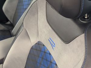 Volkswagen T-roc R 2.0 Tsi 300 Cv Dsg 4motion  - Foto 13