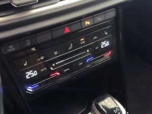 Volkswagen T-roc 2 Tdi 150 Cv Dsg Rline  - Foto 20
