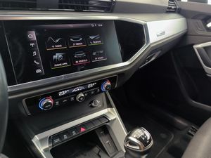 Audi Q3 35 Tfsi 150cv Stronic Blackline  - Foto 15