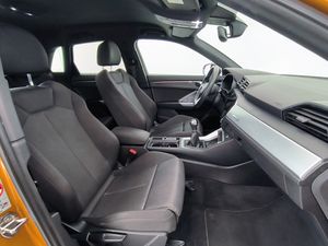 Audi Q3 35 Tfsi 150cv Stronic Blackline  - Foto 9