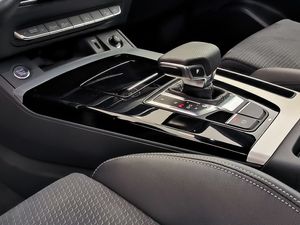 Audi Q5 40 Tdi 204cv Stronic Black Line  - Foto 11