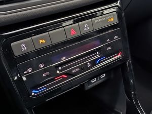 Volkswagen T-cross 1.0 Tsi 115 Cv Rline  - Foto 19