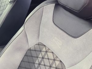 Volkswagen T-roc 1.5 Tsi 150 Cv Dsg Rline  - Foto 14