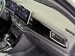 Volkswagen T-roc 1.5 Tsi 150 Cv Dsg Rline  - Foto 9