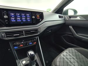 Volkswagen Taigo 1.0 Tsi 115 Cv Dsg R-line  - Foto 18