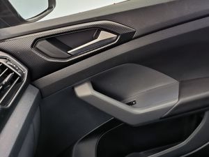 Volkswagen T-cross 1.0 Tsi 95 Cv Advance  - Foto 17