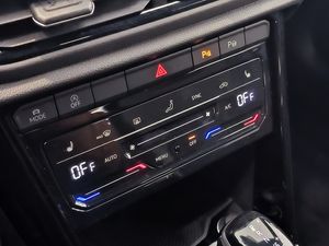 Volkswagen T-roc 2.0 Tdi 150 Cv Dsg Rline  - Foto 17