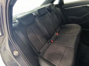 Audi A3 Sedan 35 Tdi 150 Cv Stroic Sline  - Foto 8