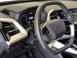 Audi Q4 Sportback Genuine Edition 45 E-tron  - Foto 13