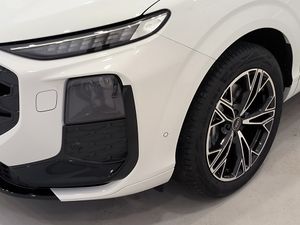 Audi Q3 Sb Tdi 150 Cv Stronic Launch  - Foto 6