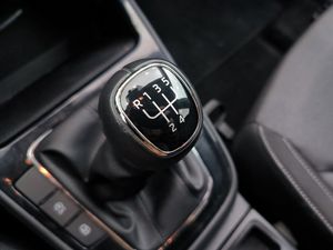 Skoda Fabia 1.0 Tsi 95 Cv Selection  - Foto 15