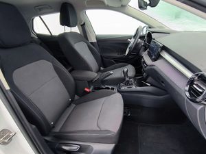 Skoda Fabia 1.0 Tsi 95 Cv Selection  - Foto 5