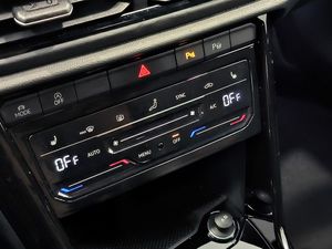 Volkswagen T-roc 2.0 Tdi 150 Cv Dsg Dark Line  - Foto 13