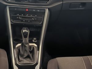 Volkswagen T-roc 1.5 Tsi 150 Cv Dsg Life  - Foto 19