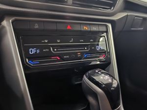 Volkswagen T-roc 1.5 Tsi 150 Cv Dsg Life  - Foto 16