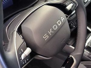 Skoda Fabia 1.0 Tsi 95 Cv Selection  - Foto 9