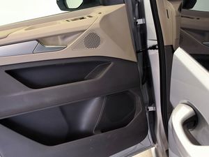 Volkswagen Multivan 2.0 Tdi 150 Cv Dsg  - Foto 18