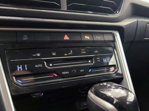 Volkswagen T-roc 2.0 Tdi 150cv Dsg Dark  - Foto 14