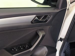 Volkswagen T-roc 20 Tdi 150cv Dsg Dark  - Foto 14