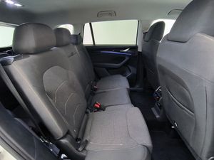 Skoda Kodiaq 1.5 Tsi M-hev 150 Cv Dsg Selection  - Foto 6