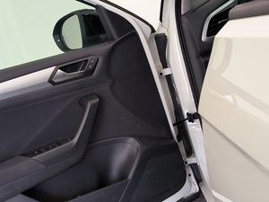 Volkswagen T-roc 2.0 Tdi 150 Cv Aut Dsg Dark  - Foto 19