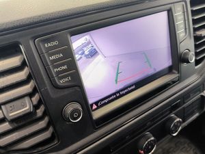 Volkswagen Crafter 2.0 Tdi 140 Cv Dsg L3h2 Furgon  - Foto 14