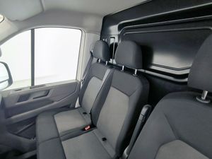 Volkswagen Crafter 2.0 Tdi 140 Cv Dsg L3h2 Furgon  - Foto 13