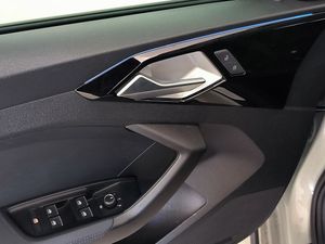 Audi A1 Sb 35 Tfsi 150cv Stronic Black Edition  - Foto 13