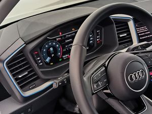 Audi A1 Sb 35 Tfsi 150cv Stronic Black Edition  - Foto 14