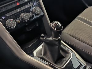 Volkswagen T-roc 10 Tsi 110cv Advance R-line  - Foto 15