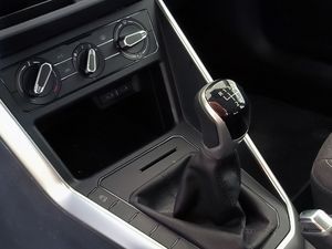 Volkswagen Polo 1.0 Tsi 95 Cv Life  - Foto 9