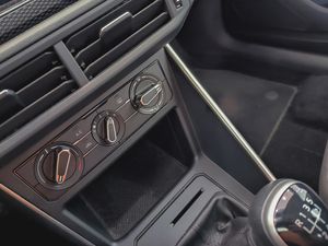 Volkswagen Polo 1.0 Tsi 95 Cv Life  - Foto 16