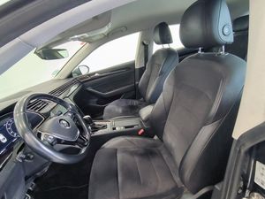 Volkswagen Arteon 20 Tdi 150cv Dsg  - Foto 11