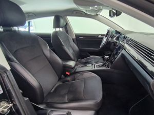 Volkswagen Arteon 20 Tdi 150cv Dsg  - Foto 5