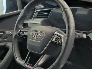 Audi E-tron Sb 55 Quattro Black Line 408cv  - Foto 18