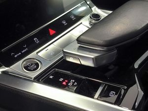 Audi E-tron Sb 55 Quattro Black Line 408cv  - Foto 13