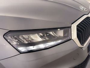 Skoda Fabia 1.0 Tsi 95 Cv Selection  - Foto 18