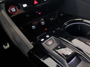 Audi Q5 Sportback Launch Edition Tdi Quattro 150 K  - Foto 15